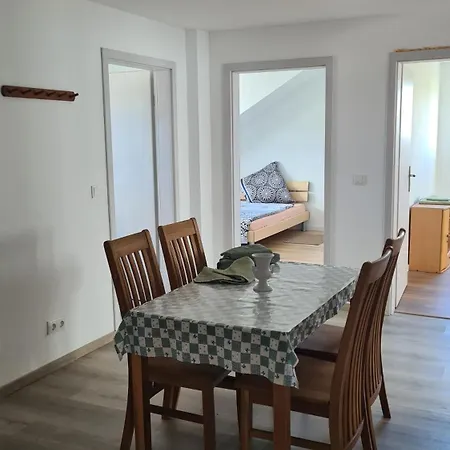 3 Apartament *